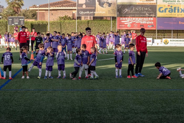 SG565XMborgesPresentacioEscolaFutbolComGarrigues 7286